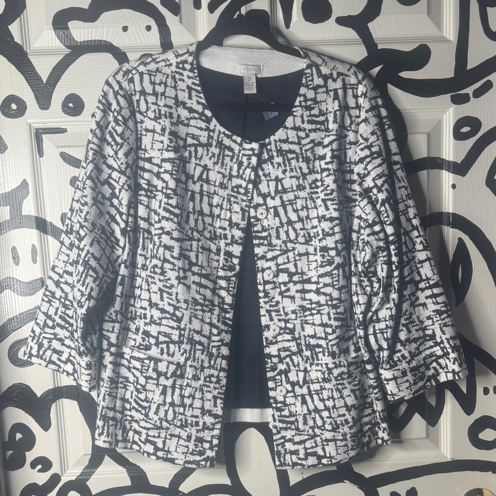Chico's Navy and White Patterned Blazer size 2 large